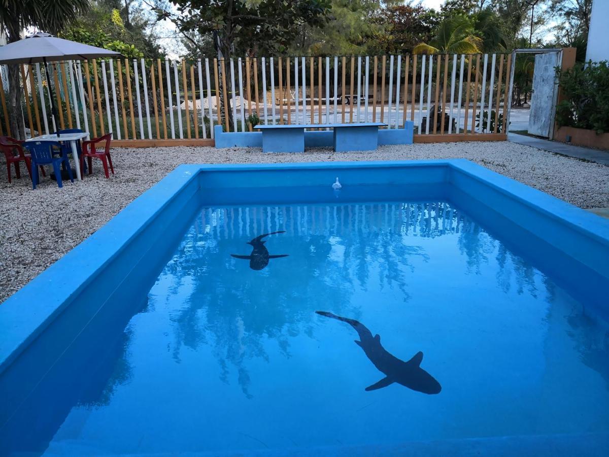 Punta Sam Hostel Cancun Exterior photo