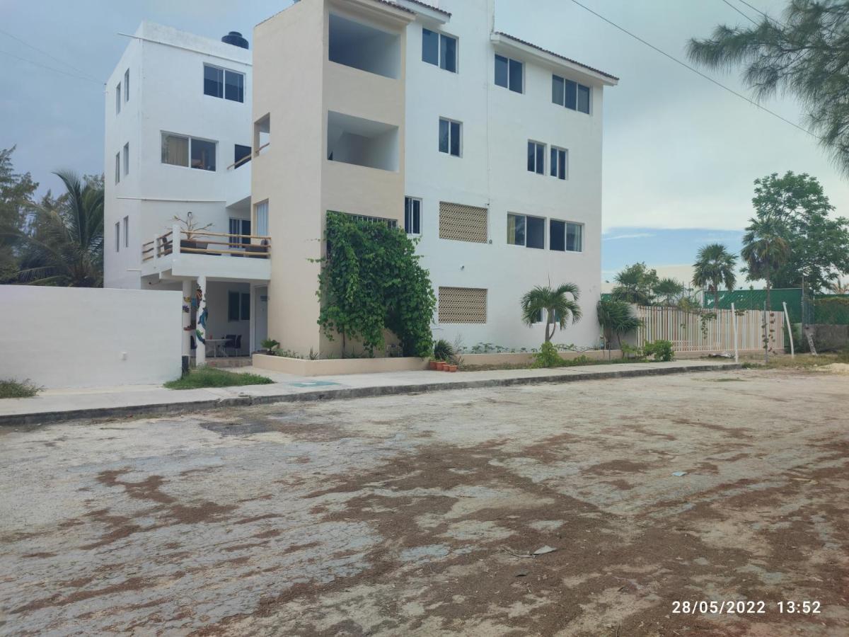 Punta Sam Hostel Cancun Exterior photo